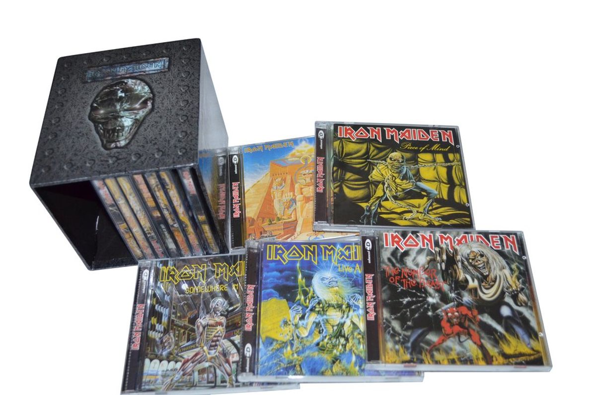 IRON MAIDEN Goes After Online Counterfeiters