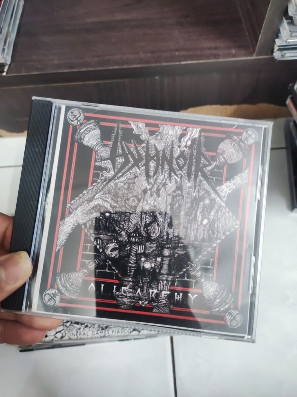 HYMNOIR O.L.I.G.A.R.C.H.Y CD