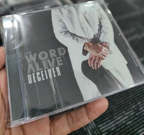THE WORD ALIVE Deceiver