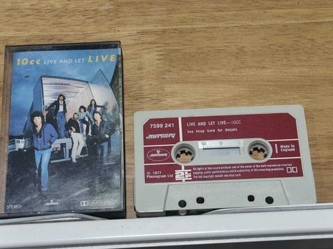 10CC Live And Let Live CASSETTE TAPE