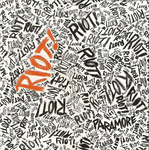 Paramore – Riot! CD.jpg