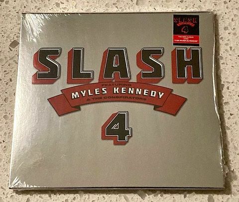 SLASH Featuring MYLES KENNEDY & THE CONSPIRATORS 4 CD.jpg