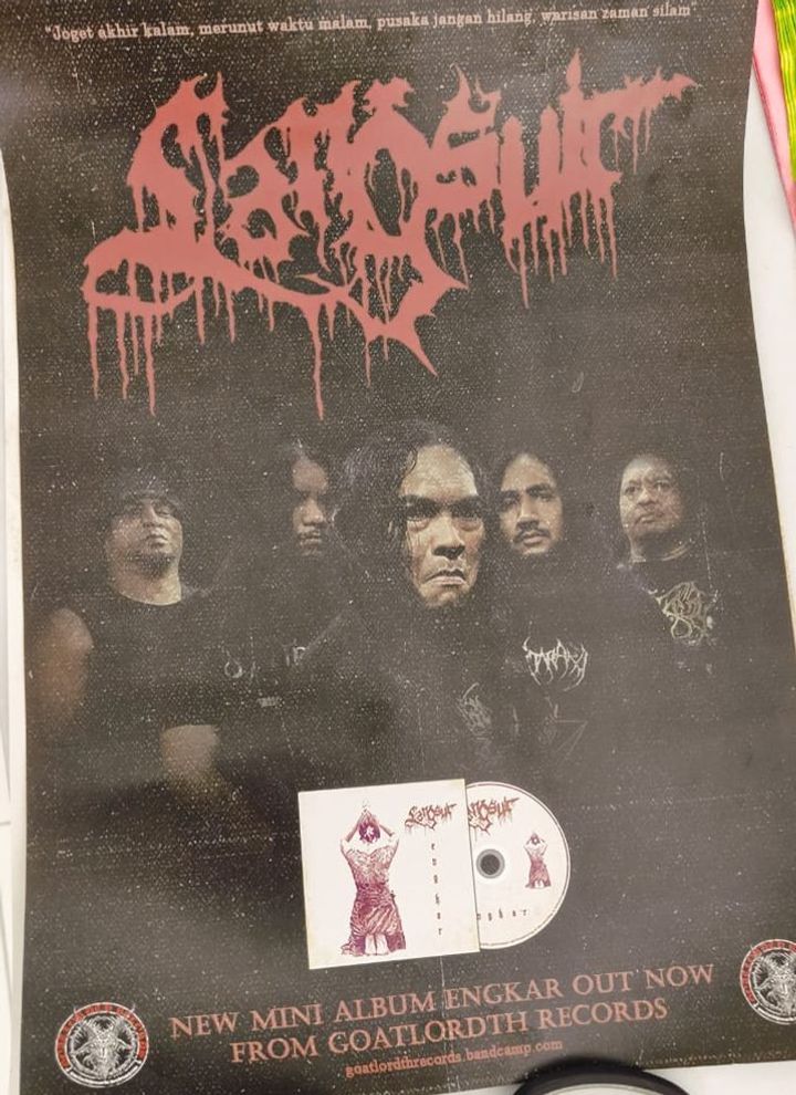 Langsuir Engkar poster 1st press