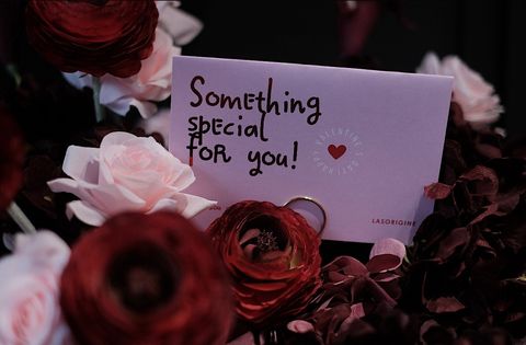 A64DF29B-B4AF-46F6-BCD5-AD287F1EE9FA