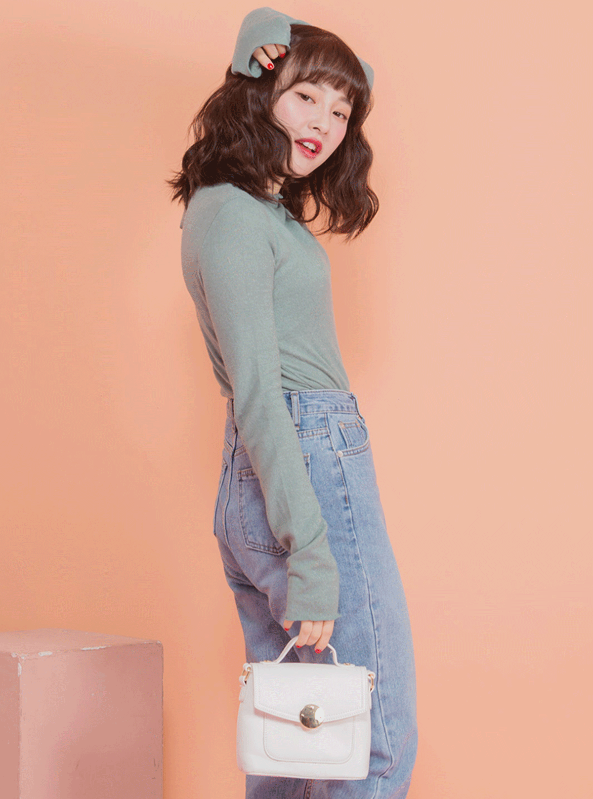 51-V.gif