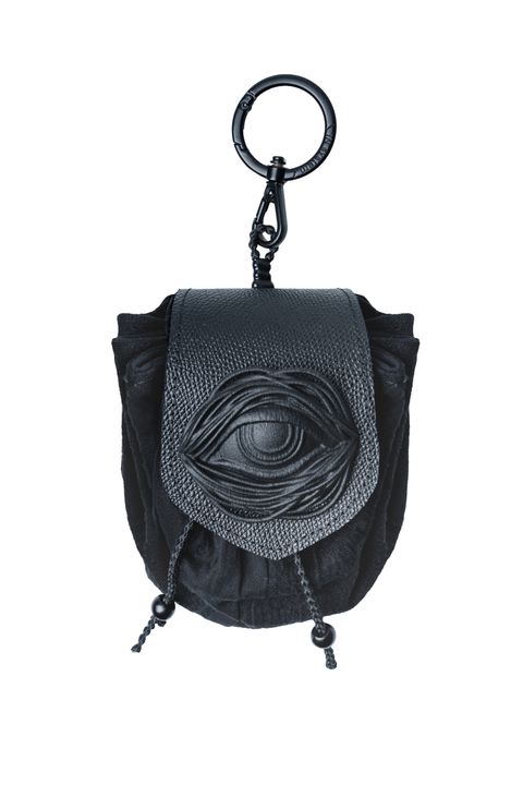 Eye-Pouch