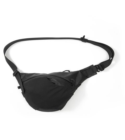 AW26 BOTA_Waist Bag 2L Black 2000x2250_01