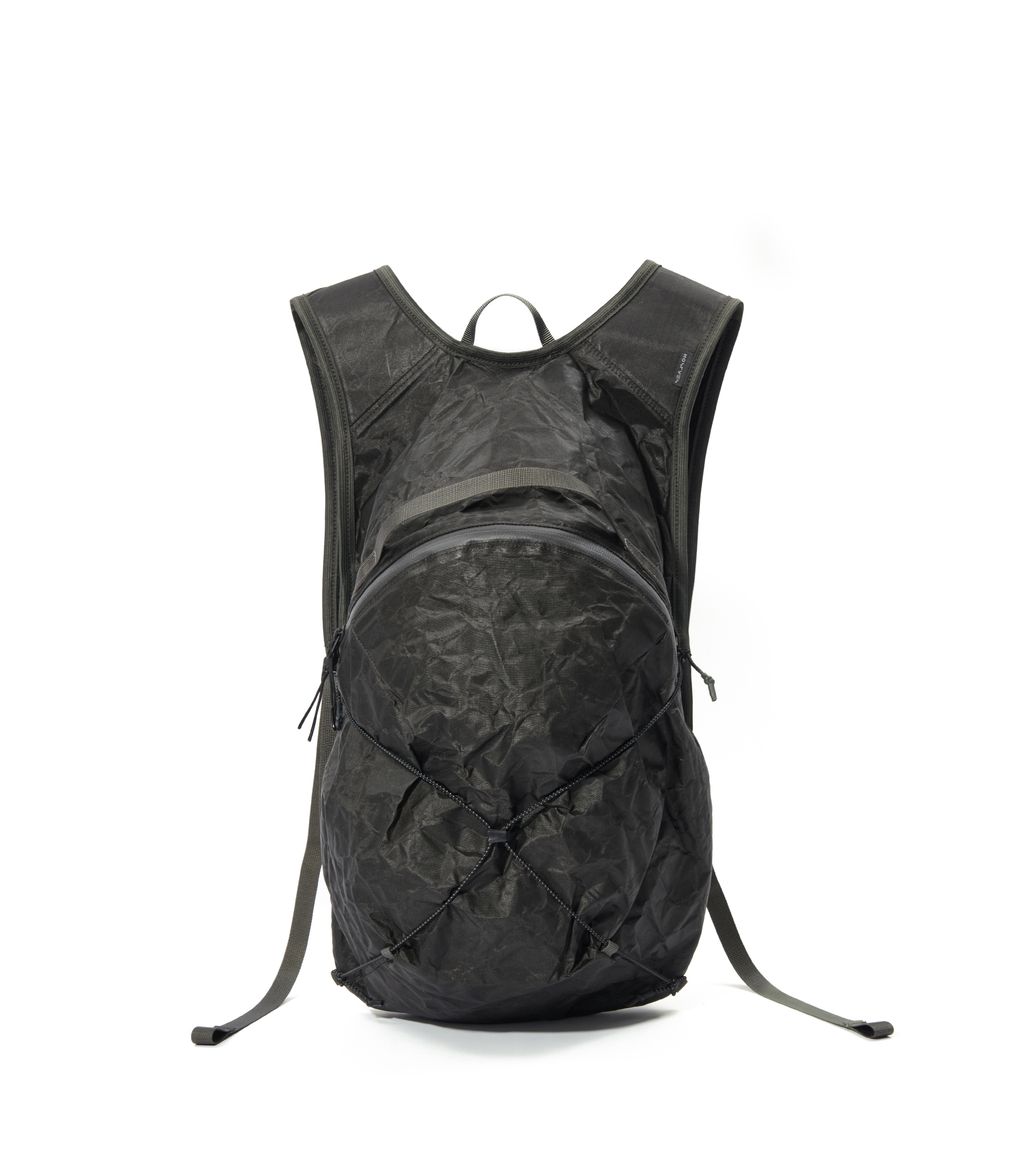 AW26 DROP14_Daypack Obsidian black_2000x2250_01