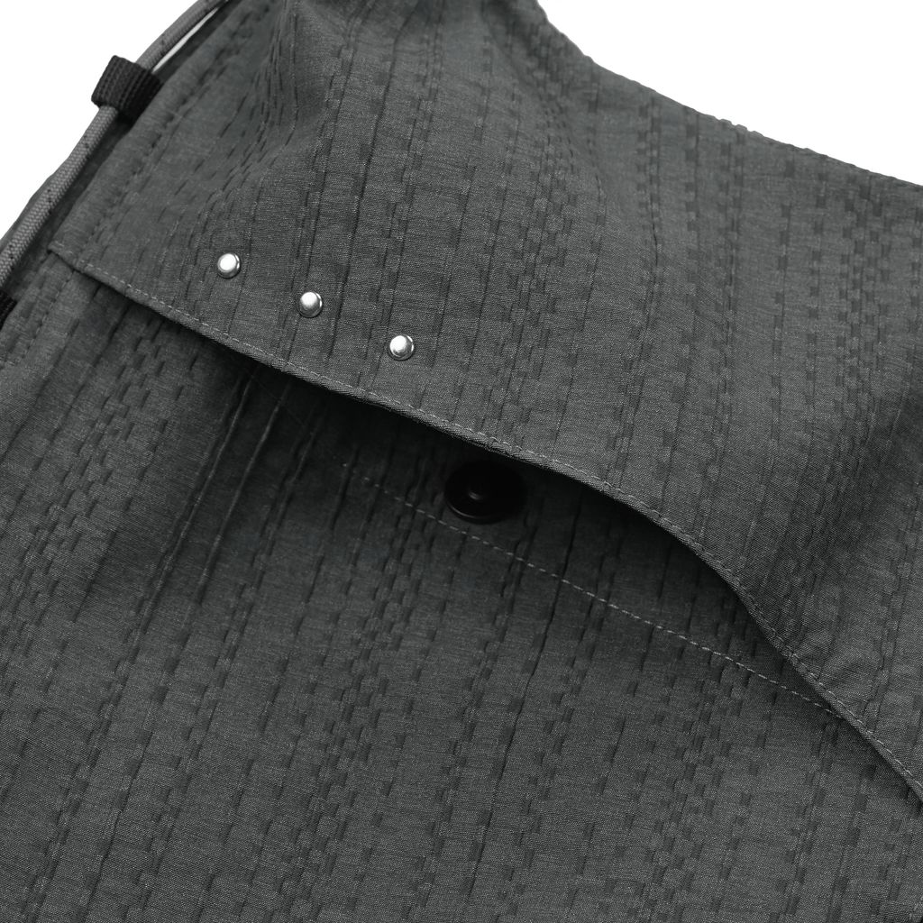25AA02_Gray (3)