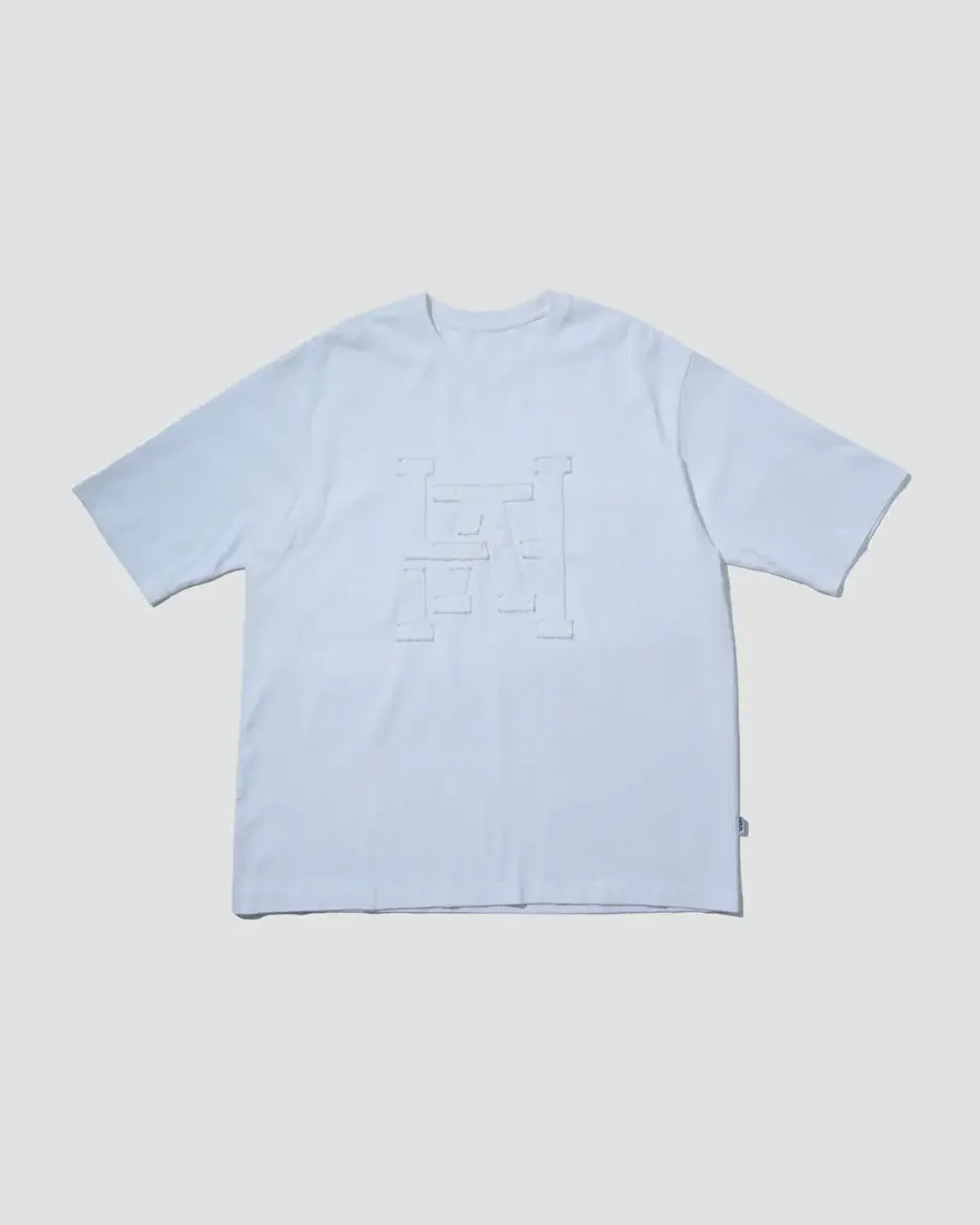 PatchworkLogoHalfSleeveTee_White_1_6288a9e5-9616-4b0f-9041-3f8cd0fa6853_900x