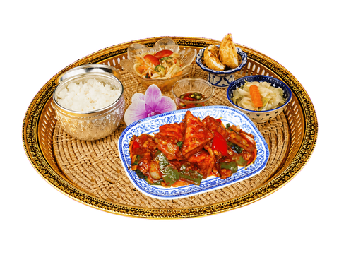 小食泰紅燒朱漆咖哩豆腐餐盤
