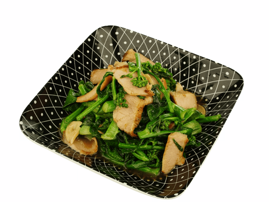 小食泰蠔油芥蘭松阪豬
