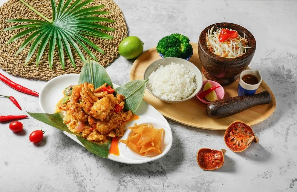 thaicurrysoftshellcrabwithegg-lunchbox