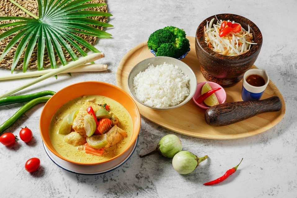 greencurrychickenthigh-lunchbox