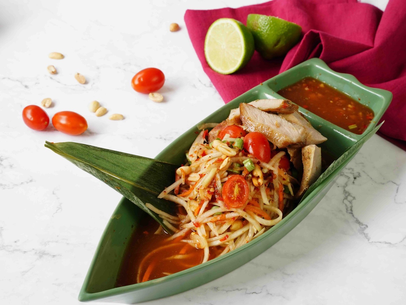 thaipapayasaladwithgrilledporkneck-alacarte