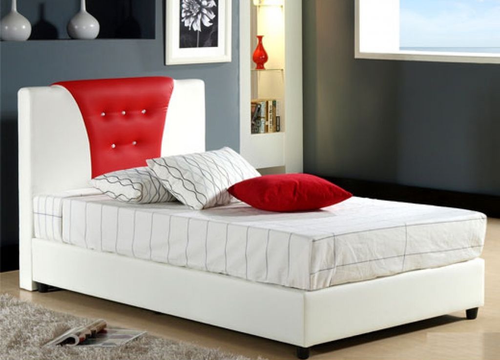 1487416451_2348565_z