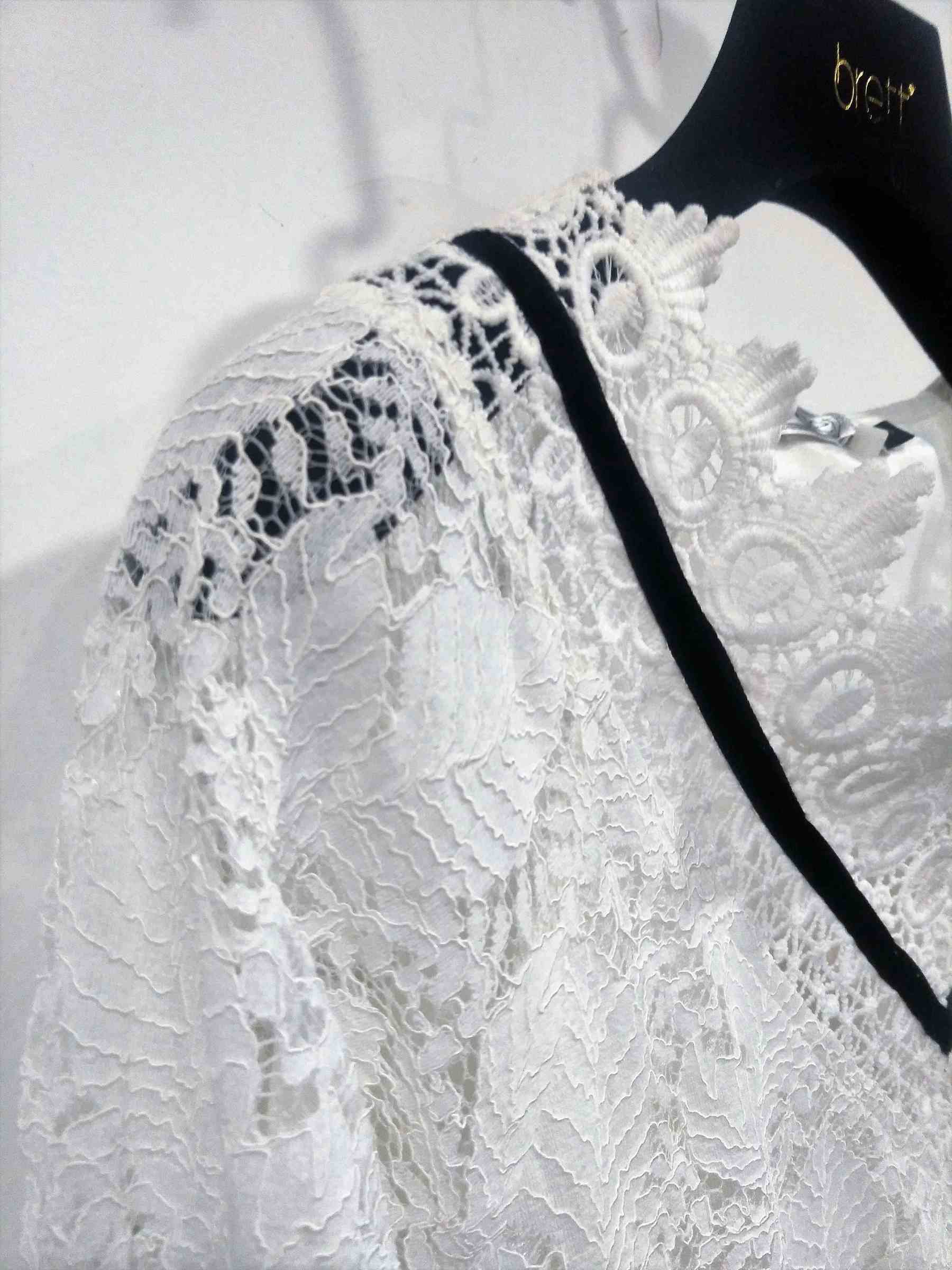 White lace blouse with Ladies blouses tops design spring summer for Old lady blouse (6).jpg