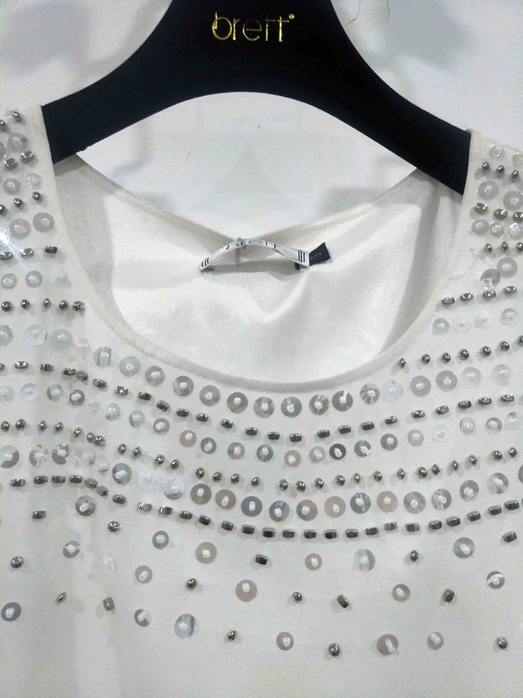 Latest white dresses ladies for beaded dress with creative fashion (6).jpg