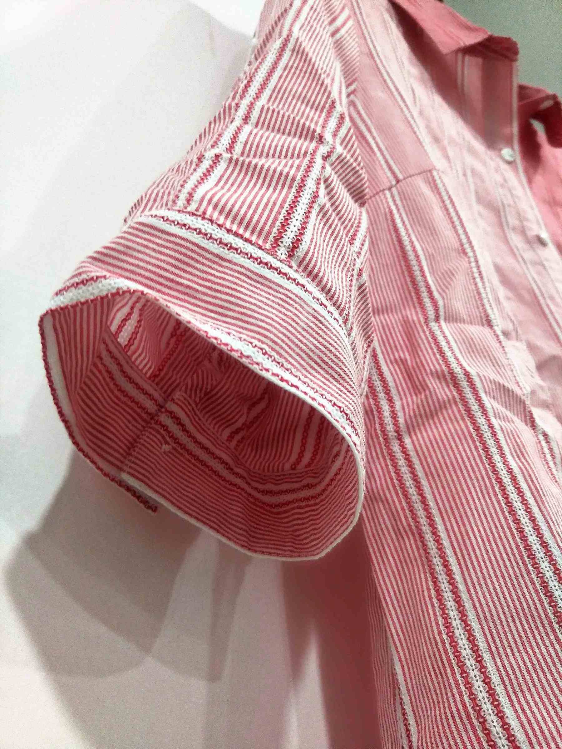 Casual shirt for women with red and white stripe design summer spring for ladies shirt simple design (7).jpg