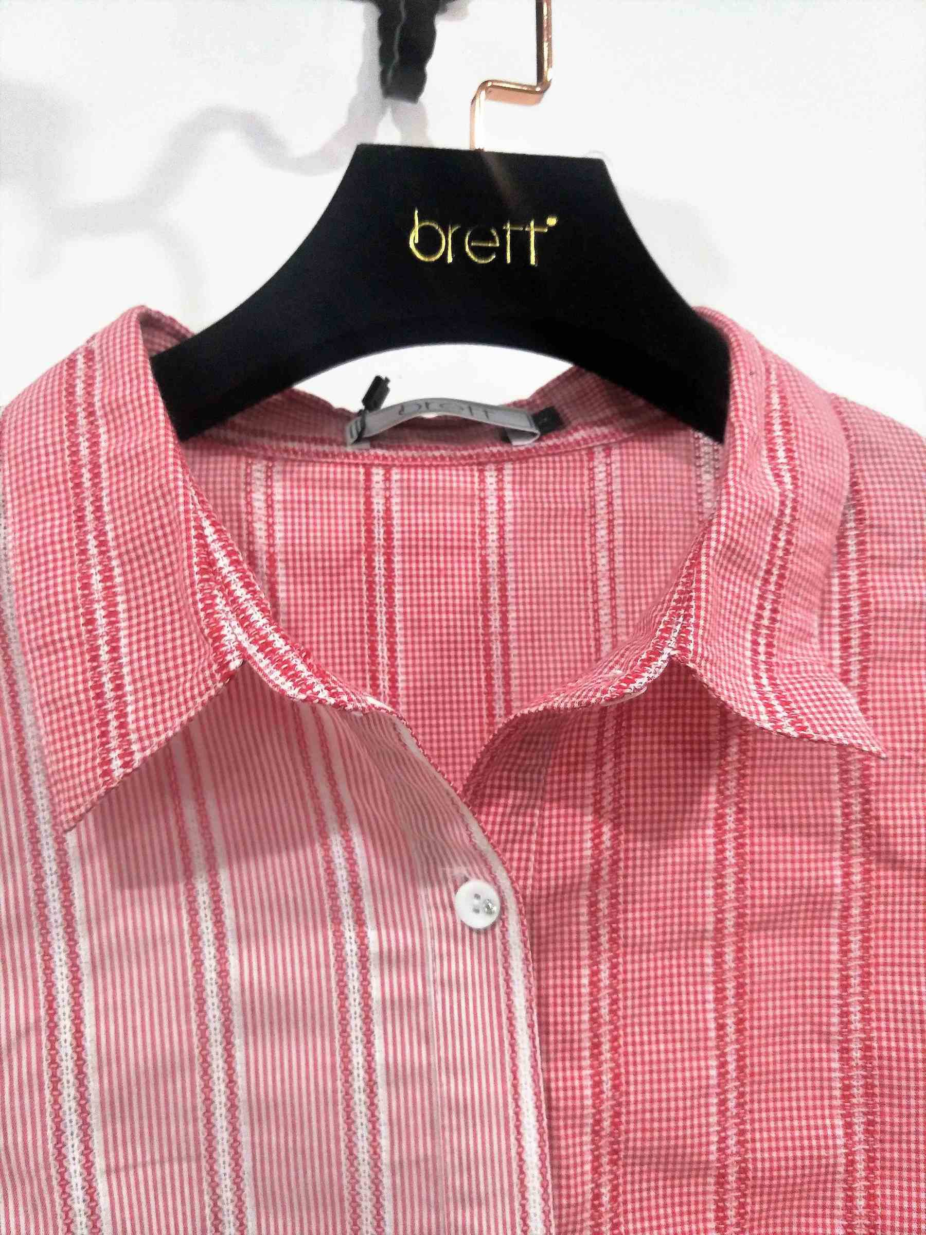 Casual shirt for women with red and white stripe design summer spring for ladies shirt simple design (7).jpg