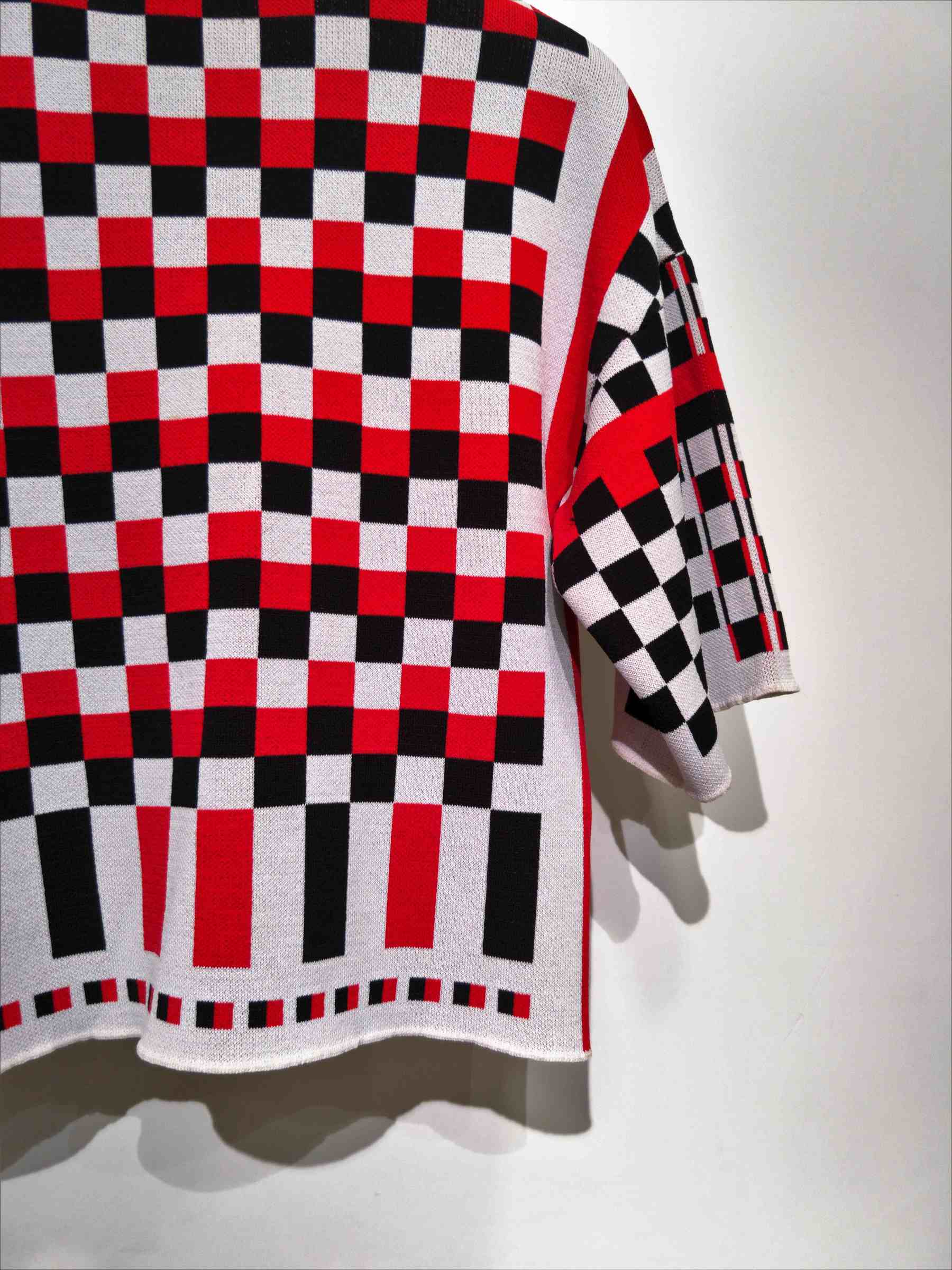 2017AW Three Color Contrast Blocks Plaid and Breathable Knitted Shirt for Woman (3).jpg