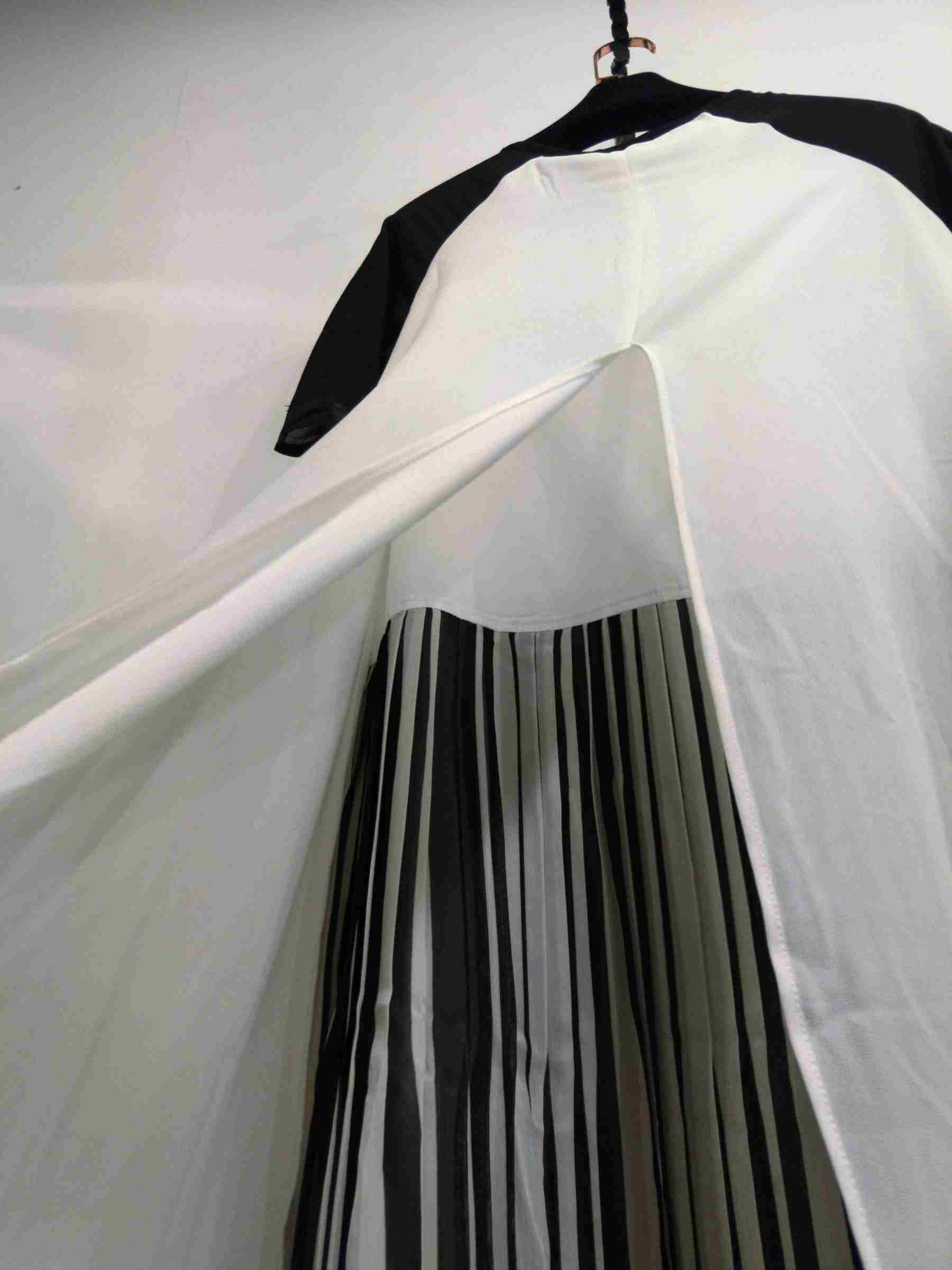 2017 Design Crepe Ladies Chiffon Dress Short Sleeve White Pleated Dress  Breathable Designer Casual Chiffon Dress.jpg