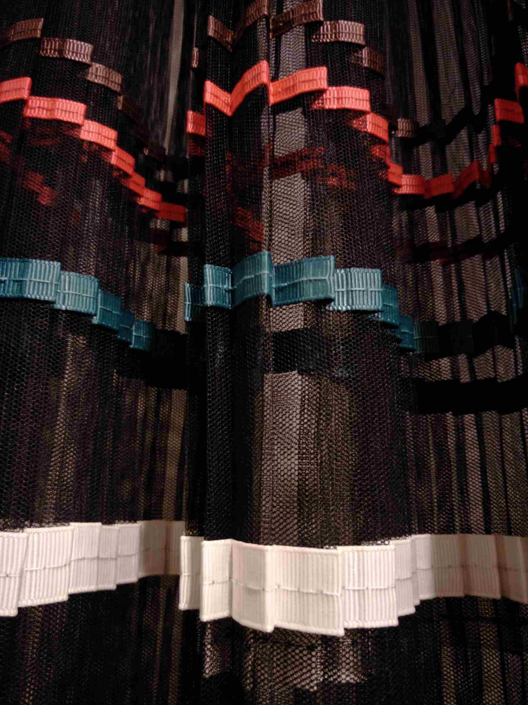 2017 Half Pleated Skirts Fashion Design Black Mesh Skirt Elegant Latest Fashion Designer Ladies Skirt.jpg