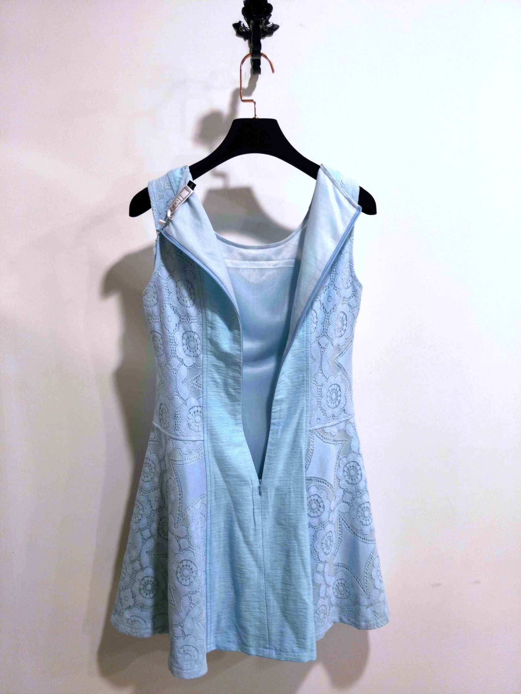 Woman Latest Design Cocktail Dress with Laced Sleeveless Plain Weave Blue Cocktail Dress for Elegant Woman (Copy).jpg