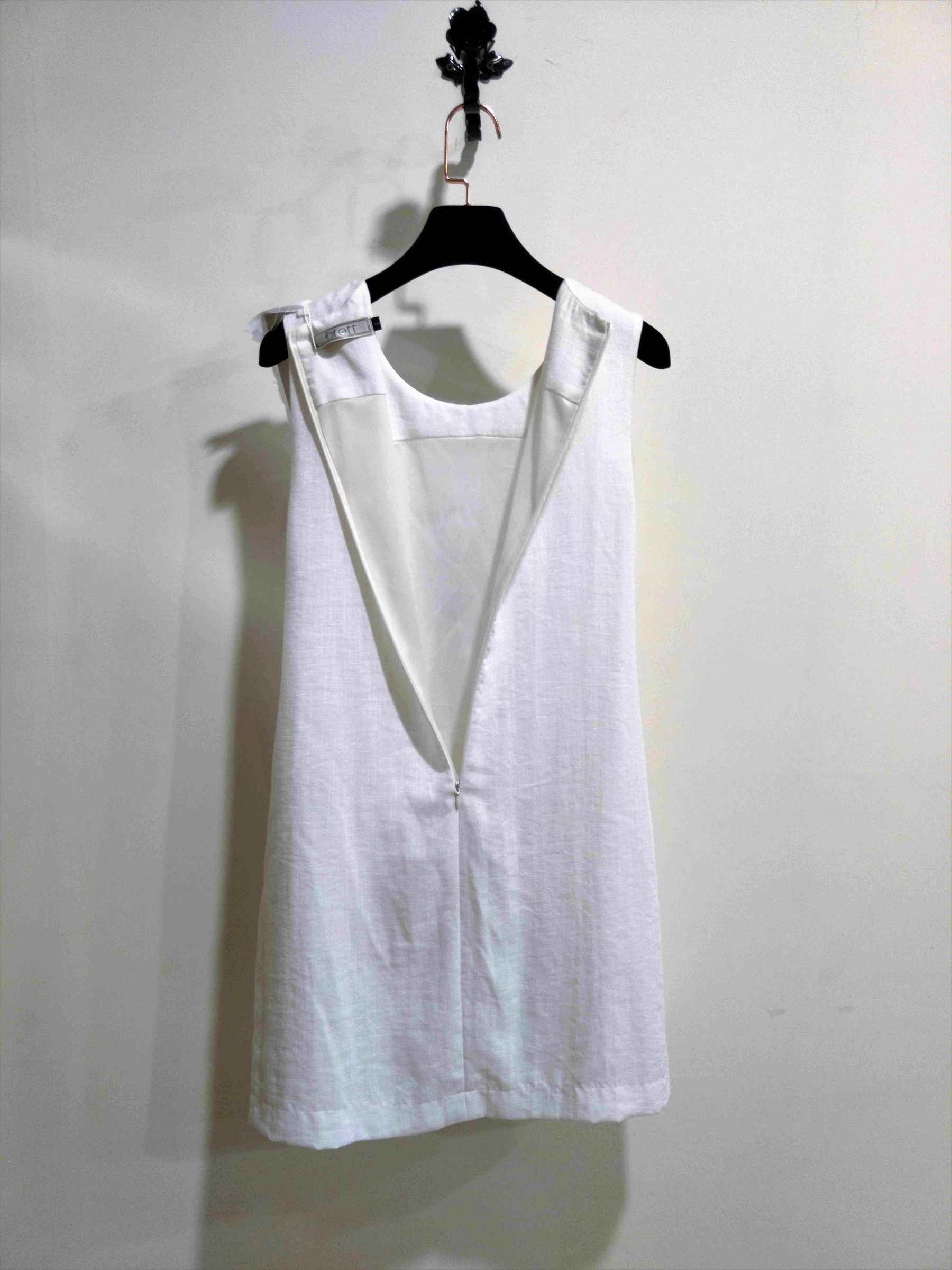 Woman Ladies Cotton Casual Dress with Autumn Winter Beautiful Design Sleeveless for Daily White Dresses (Copy).jpg