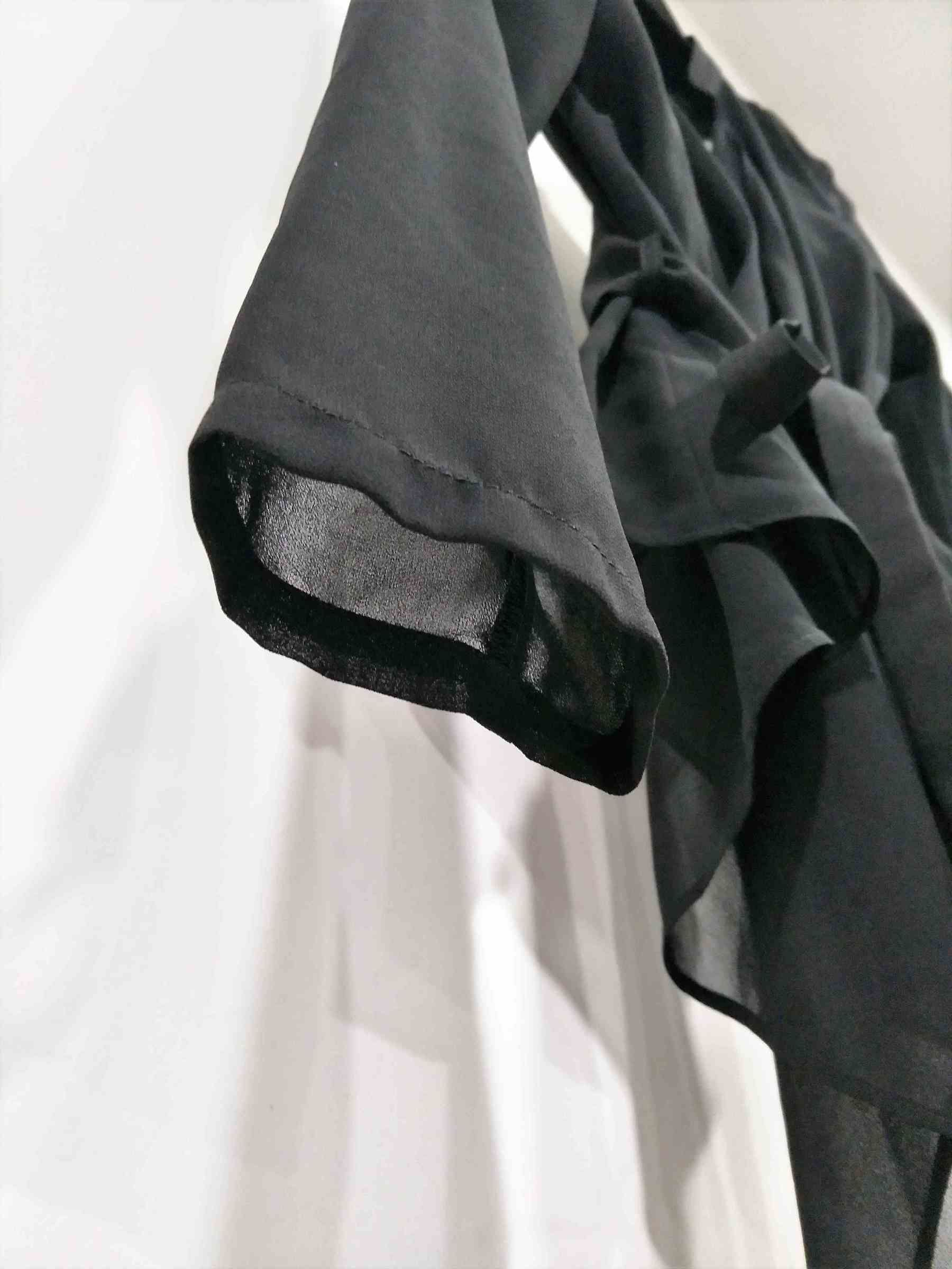 E63123SD-黑色雪紡雙皺開背長袖上衣夾克-女裝代工 (10).jpg