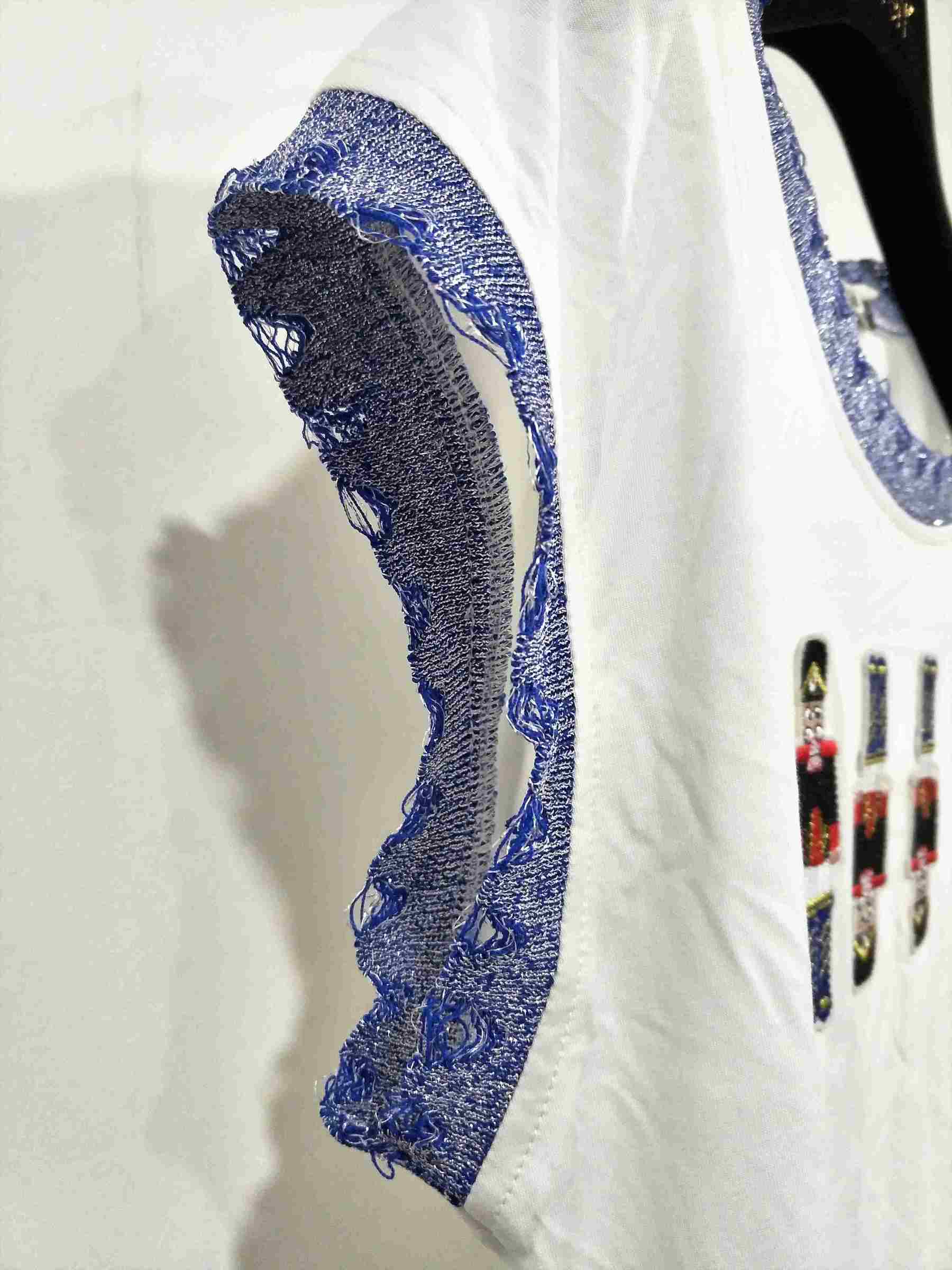 玩具士兵刺繡貼片針織上衣+亮片羅紋 (6).jpg