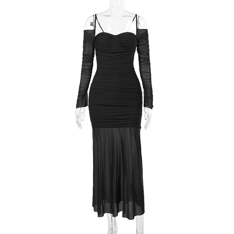 black mannequin