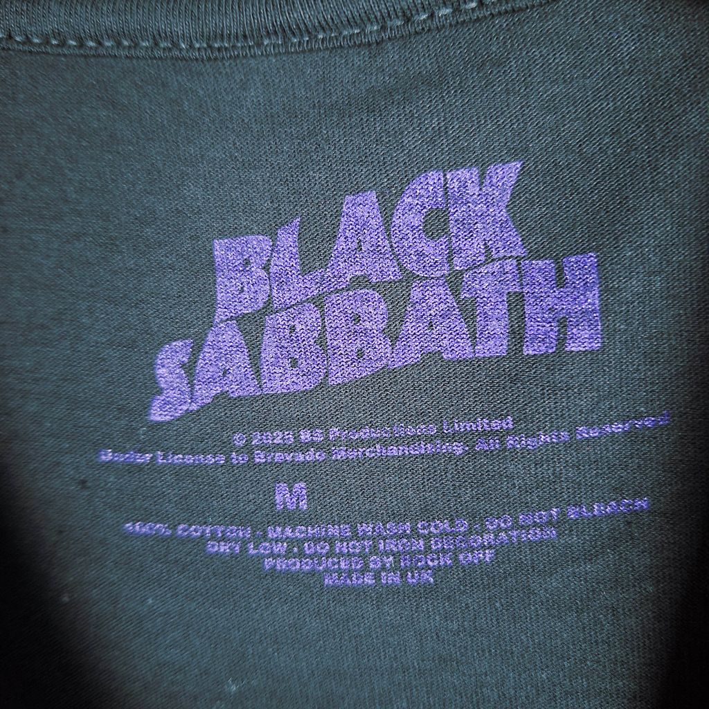 Black Sabbath-Debut Album TS (3)