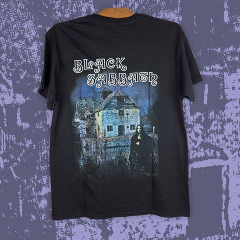 Black Sabbath-Debut Album TS (2)