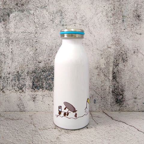 混泥土牛奶瓶1.jpg