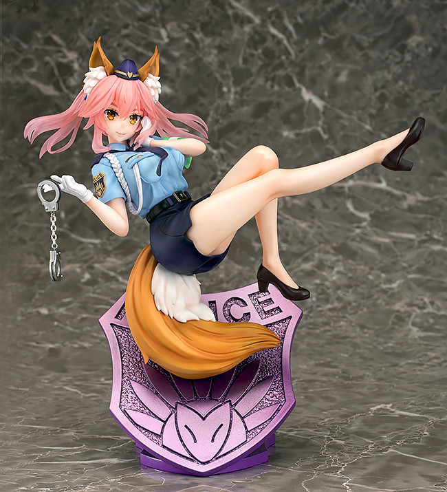 Tamamo no Mae - Police FOX Ver..jpg