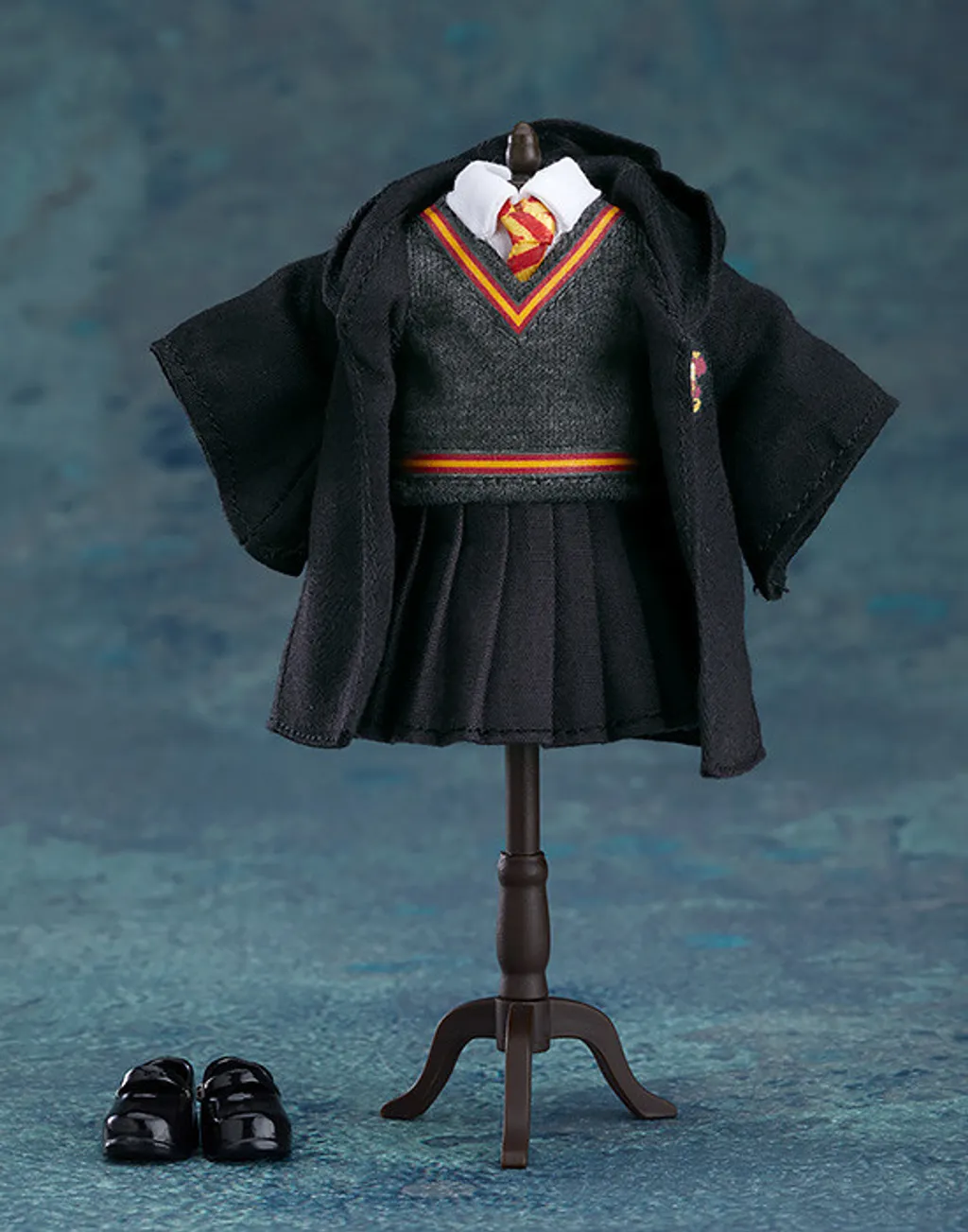 Nendoroid Doll - Outfit Set (Gryffindor Uniform - Girl).jpg