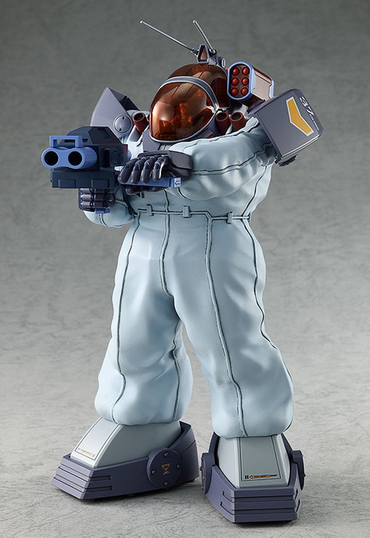 COMBAT ARMORS MAX24 1-72 Scale Soltic HT128 Big Foot Snow Camouflage with Cold Shield.jpg