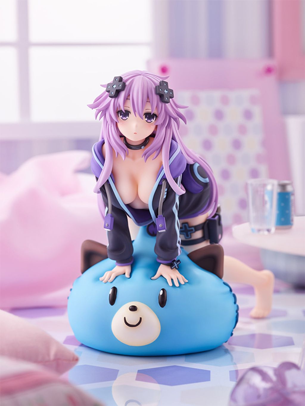 Neptune Wake Up Version PVC Figure.jpg