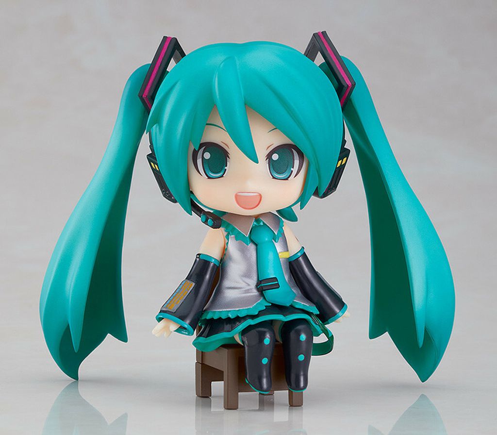 Nendoroid Swacchao! Hatsune Miku.jpg