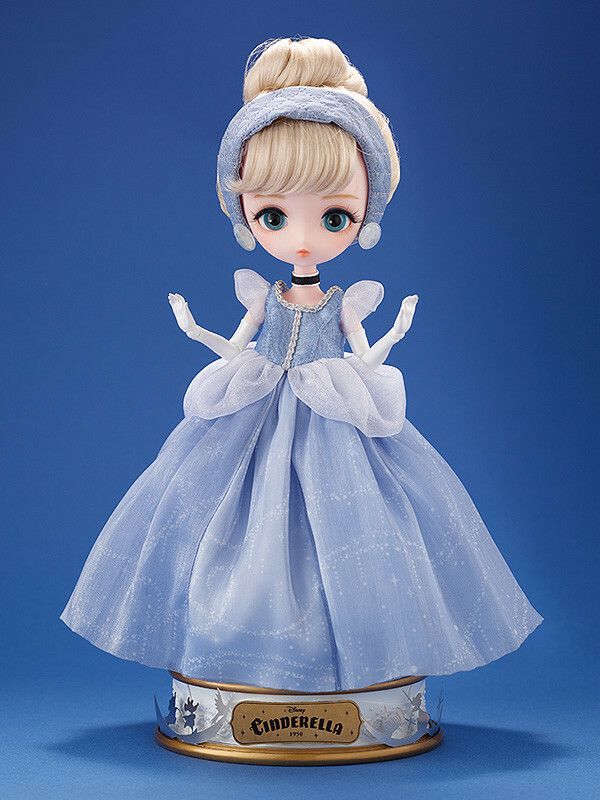 Harmonia bloom Cinderella.jpg