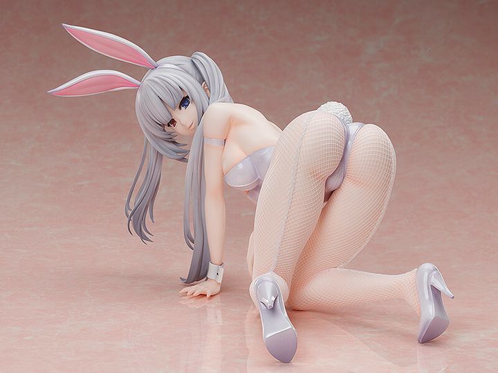White Queen Bunny Ver..jpg