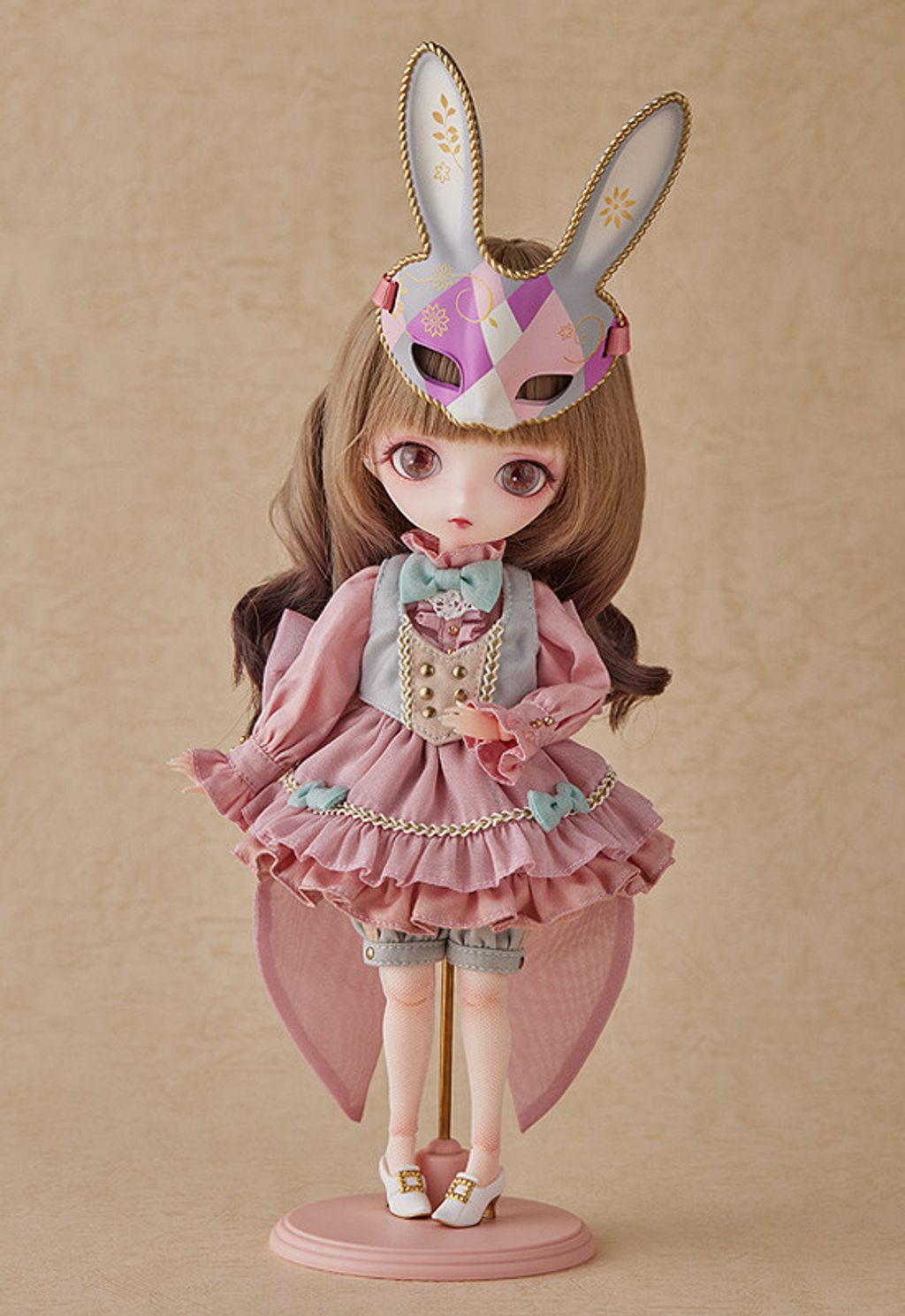 Harmonia bloom Seasonal Doll Beatrice.jpg