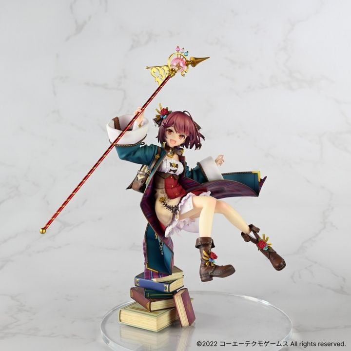 Sophie 1 7 scale figure.jpg