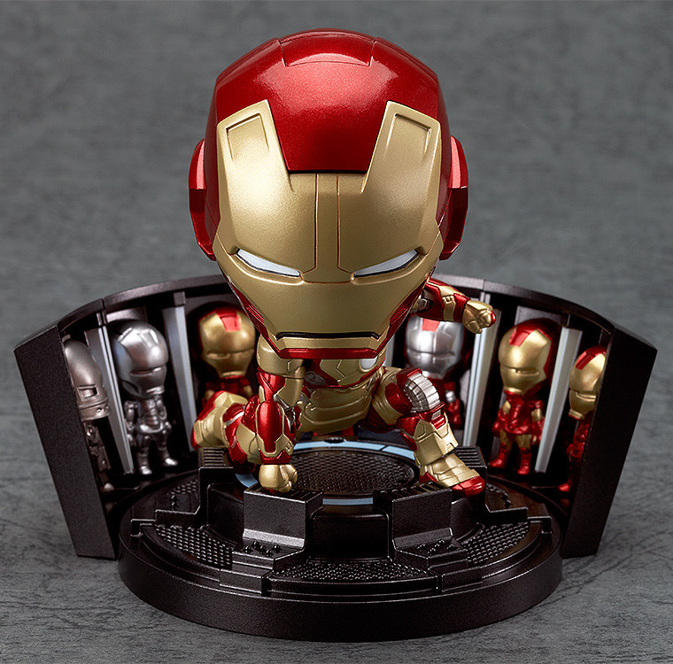 Nendoroid Iron Man Mark 42 - Hero’s Edition + Hall of Armor Set.jpg