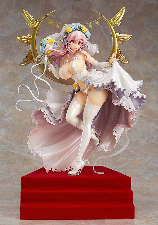 Super Sonico 10th Anniversary Figure Wedding Ver..jpg