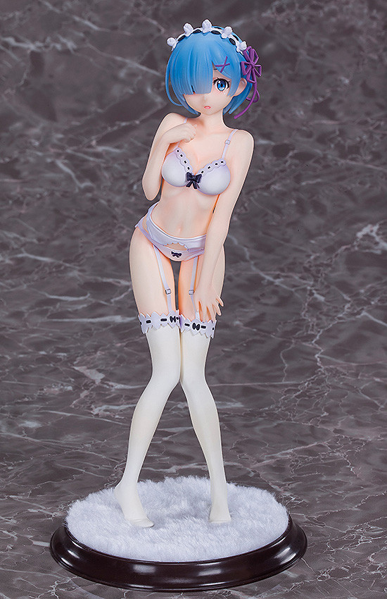 Rem - Lingerie Ver..jpg