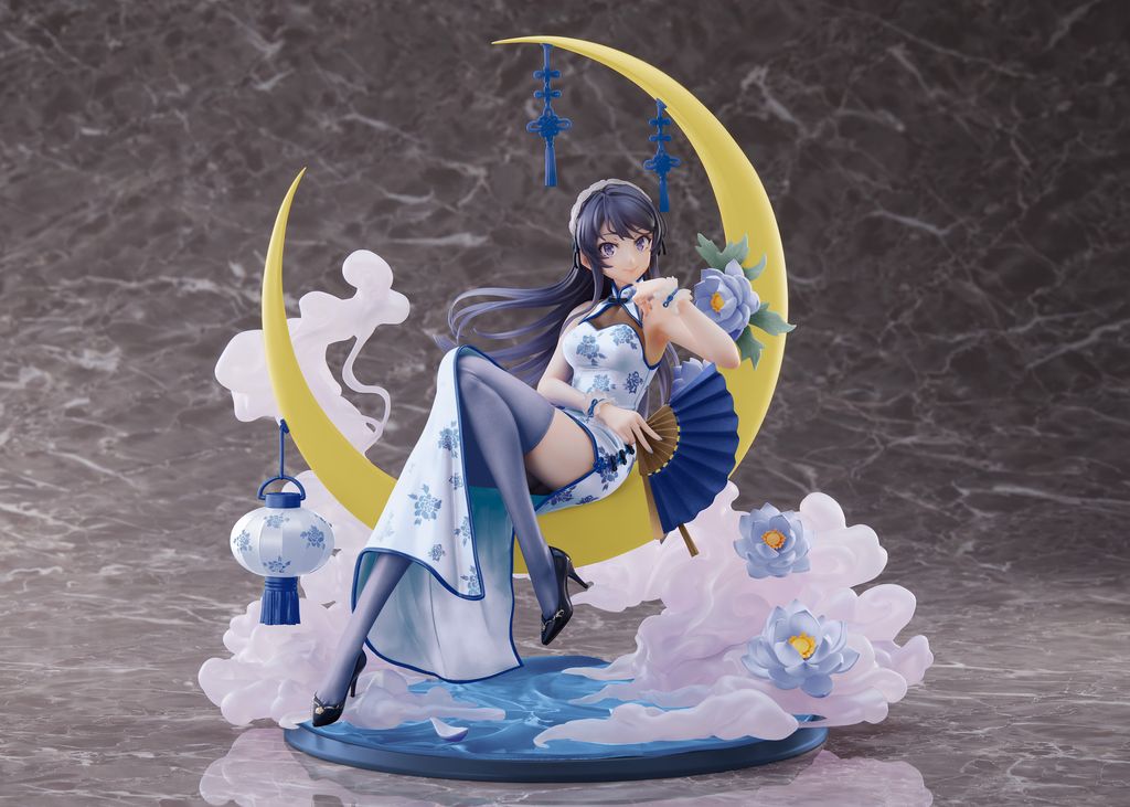 Spiritale 17 Scale Figure -Mai Sakurajima (White Mandarin Dress Ver.)