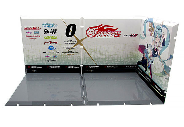 Dioramansion 150 - Racing Miku 2018 Pit A.jpg