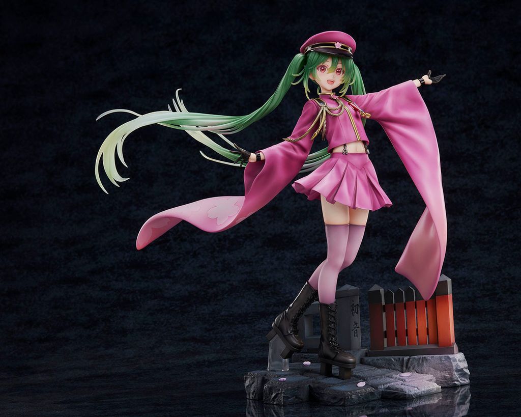 Hatsune Miku Senbonzakura 10th Anniversary ver. 17 Complete Figure